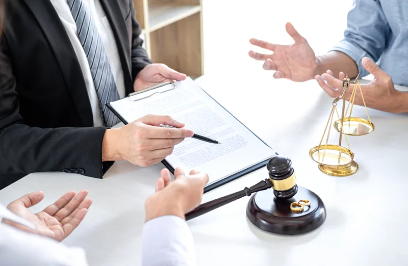 حق طلاق با کیست؟